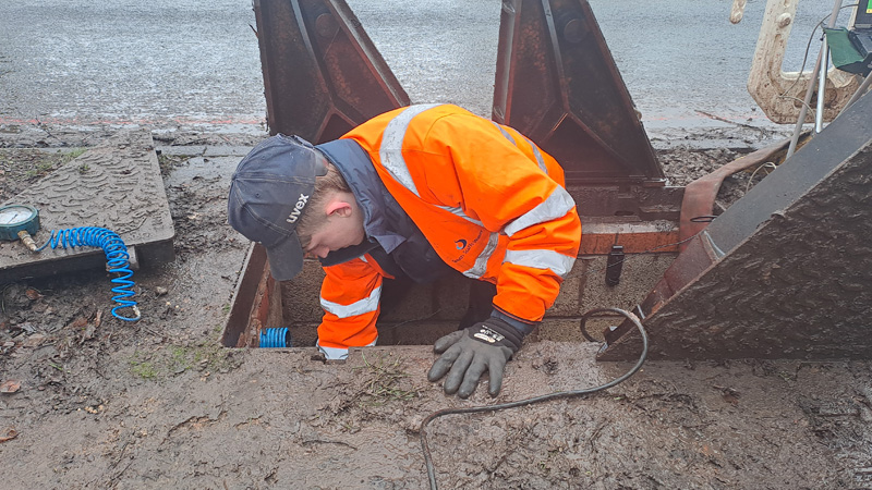 Apprentice Harrison in a chamber on our network